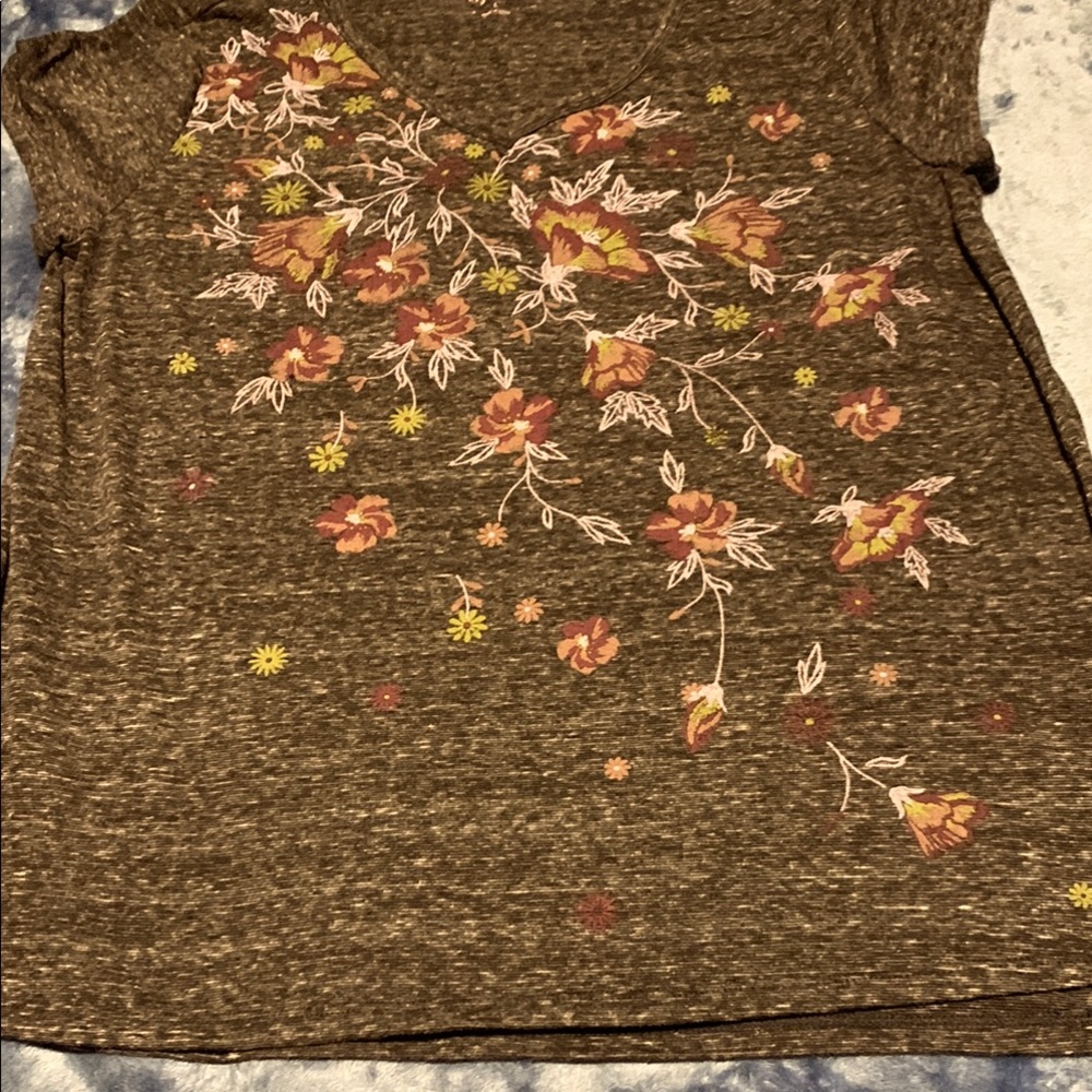 Style & Co. Brown and Yellow Graphic T-Shirt